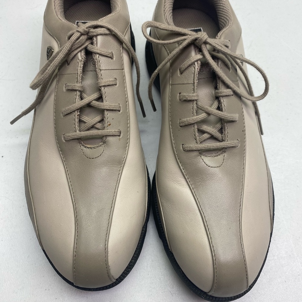 NWOT adidas GRY Leather Spike-less Golf Shoes, 7.5 US Winter Sale